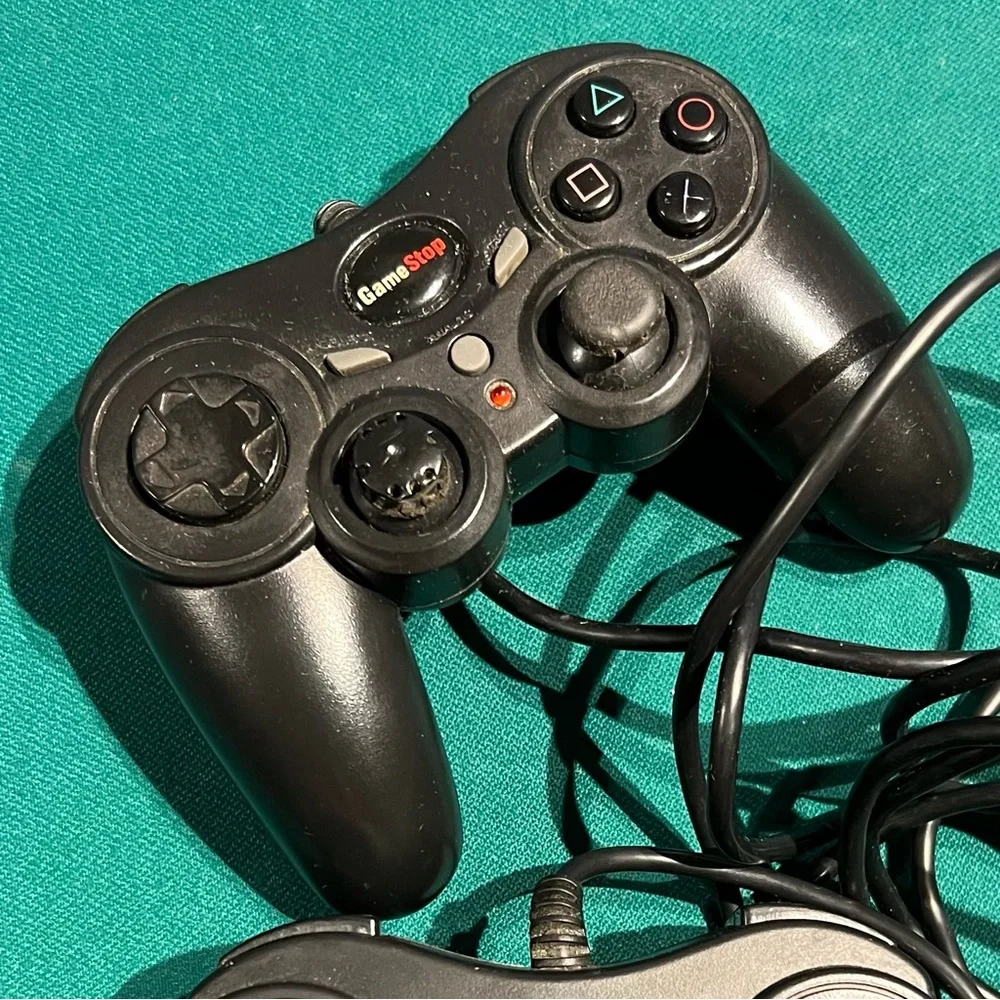 GameStop PlayStation 2 Bkavk Wired Controller Bb-122 PS 2